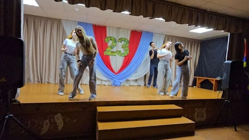 Танцевальная группа "Каприз"